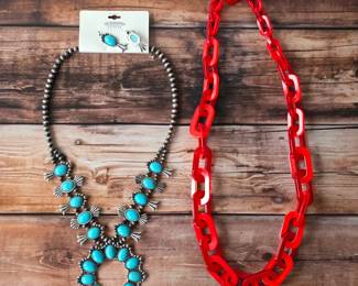 Women's jewelry and accessories