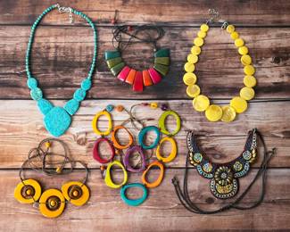 Women's jewelry and accessories