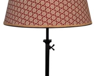 Cute Metal Table Lamp with Shade