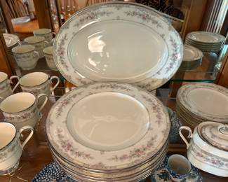 Noritake Bone China Set 