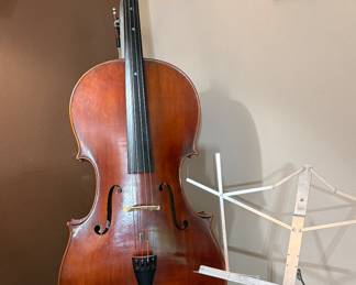 Cello & Music Stand