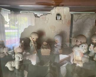 Precious Moments - Come Let Us Adore Him E2800 - 9 Piece Nativity Set- Vintage Figurines - Jonathan & David