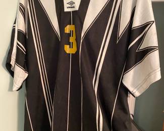 Vintage Adidas t-shirt black striped