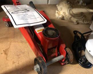 car jack