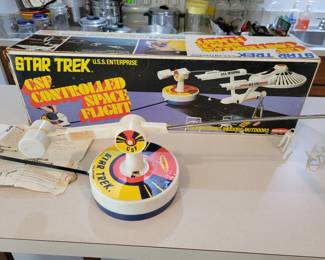 STAR TREK, CFS Controlled Space Flight, By Remco. Clean Battery Compartment. The Fan Does Work, But I Had Trouble Getting It To Fly. Might Just Need A Little Work?