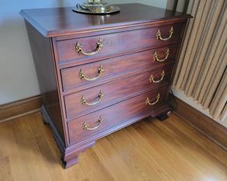 Henkel Harris Georgian Solid Cherry Wood Bedside Chest. Excellent Condition!