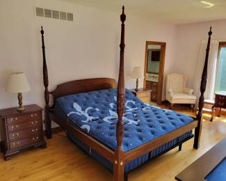 Henkel Harris Rice Carved King Mahogany Bed Frame. Also Available, King Size Ease Adjustable Bed with Mattress. Excellent Condition!