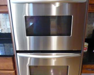 KitchenAid 30″ SS Built-in Double Oven
$495.00. KitchenAid 30″ SS Convection Double Oven, Electric 220V.