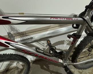 Schwinn Frontier Logo