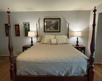 4-Poster Bed w/M-BS, Linens
