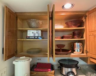 Coffee Urn, Wood Bowls/Sets