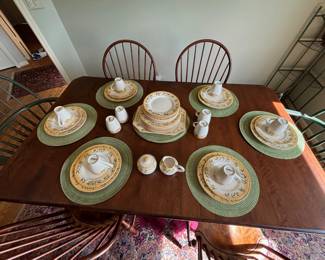 30 Piece Dinnerware Set