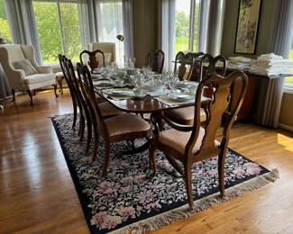 Dining Table w/6 Chairs