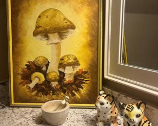 Smaller wildlife decor
