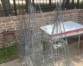 Tomato cages