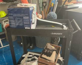 Husky rolling cart
