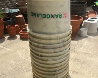 Muck buckets for the farm
