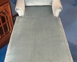 Cozy chaise lounge, just needs a refresh!