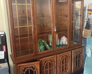 China hutch