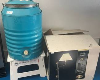 Delphus Water can