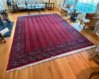 Hand woven Pakistani area rug (10’x14’)