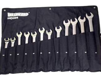 many good tools in the auction.