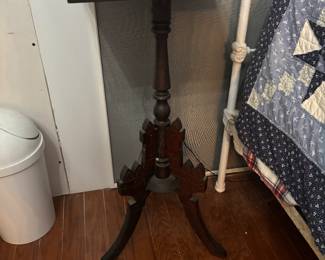 Victorian Lamp Table