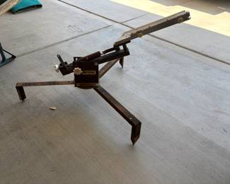Clay Pigeon Thrower