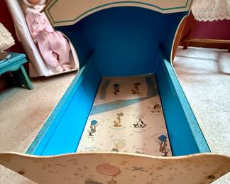 Vintage Dolll Baby Cradle