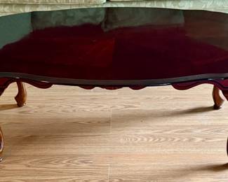 Oval Queen Ann Style Coffee Table