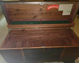 Lane cedar chest