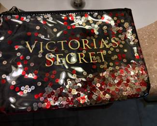Master bathroom - makeup bags