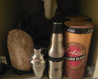 Close up of previous picture items