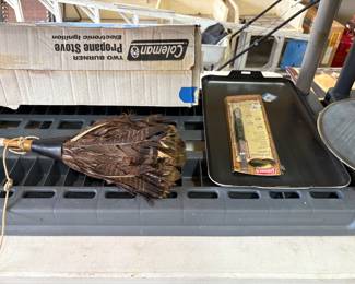 Garage - Feather duster & miscellaneous