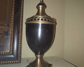 Urn