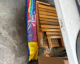 Garage - beach umbrella & wooden table