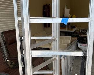 Trifold ramp