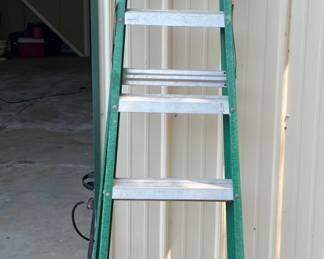 Step Ladder