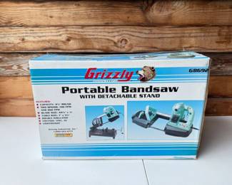 10 GrizzlyPortableBandsawwDetachableStand