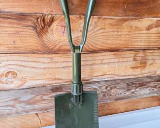 91 FoldingShovel