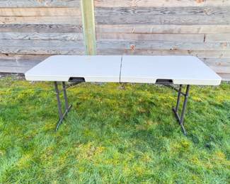 13 LifetimeFoldingPlasticTable