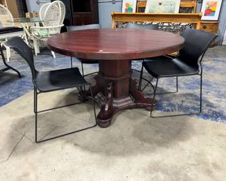 Table and Chairs Orlando