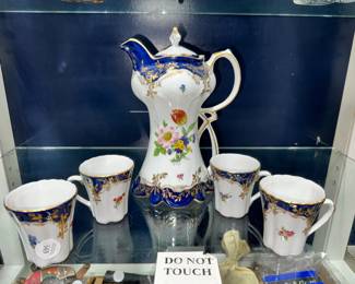 Tea Set Orlando Estate Auction