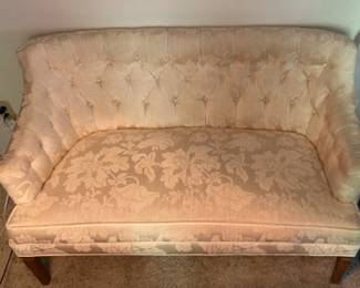 06 White Floral Seton