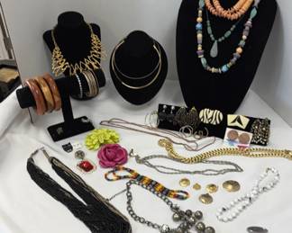 Assorted Jewelry