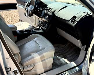 2012 Nissan Rouge up for bid
180,000 miles, no accidents, runs well
Oil just changed, tires are good, freshly detailed