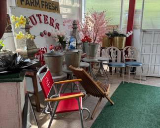 Fire bucket planters
Rare fretwork