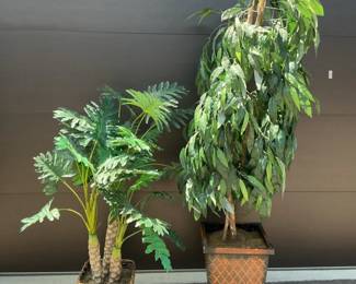 Potted Artificial Plants