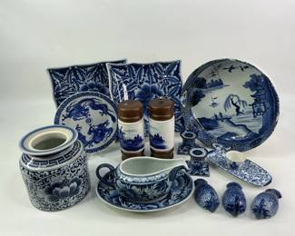 Blue & White Porcelain Dinnerware
