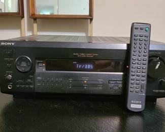 Sony Stereo Receiver w/Remote STR-DE525
